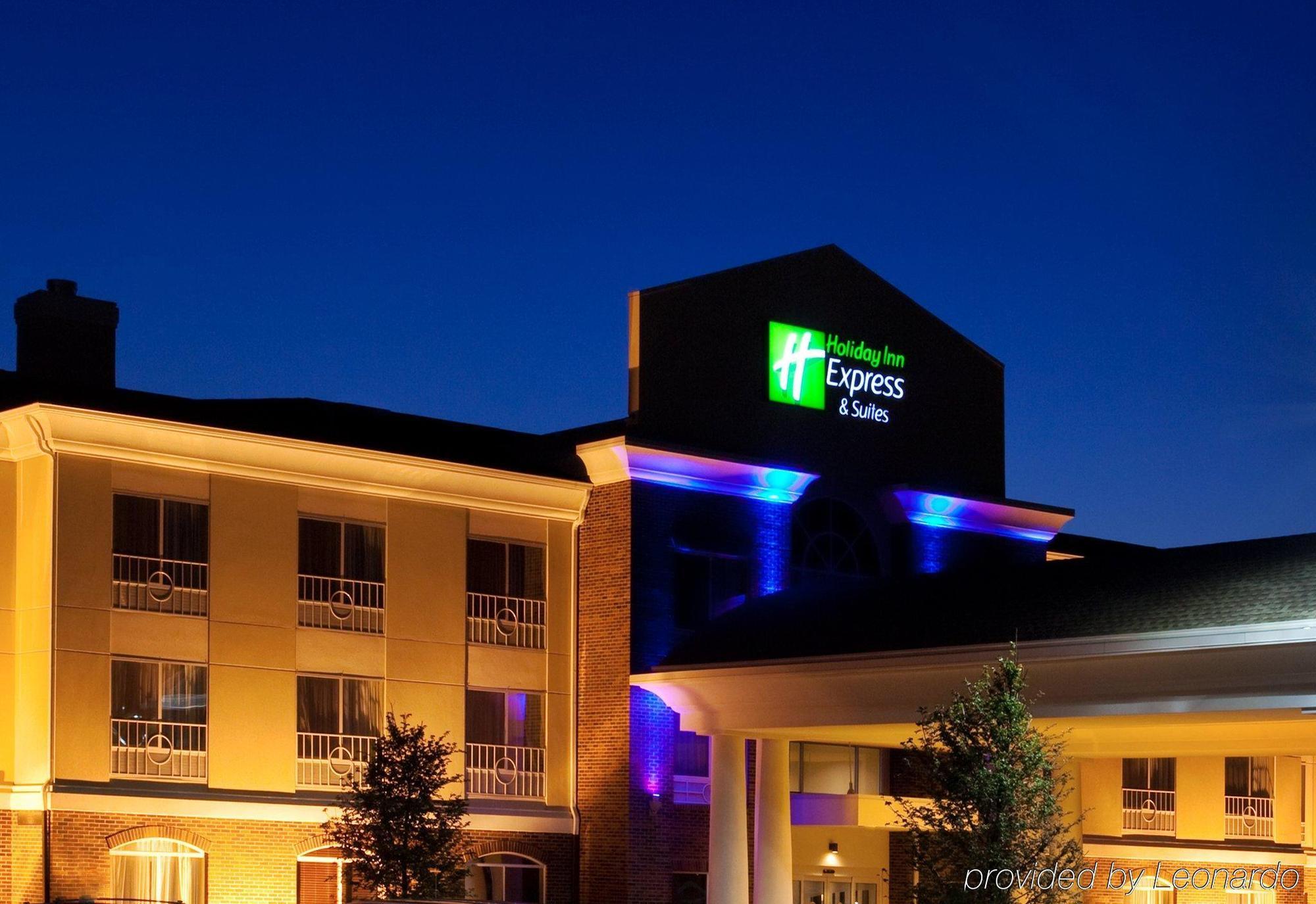 Holiday Inn Express Hotel&Suites Lake Zurich-Barrington, an IHG Hotel Exterior foto