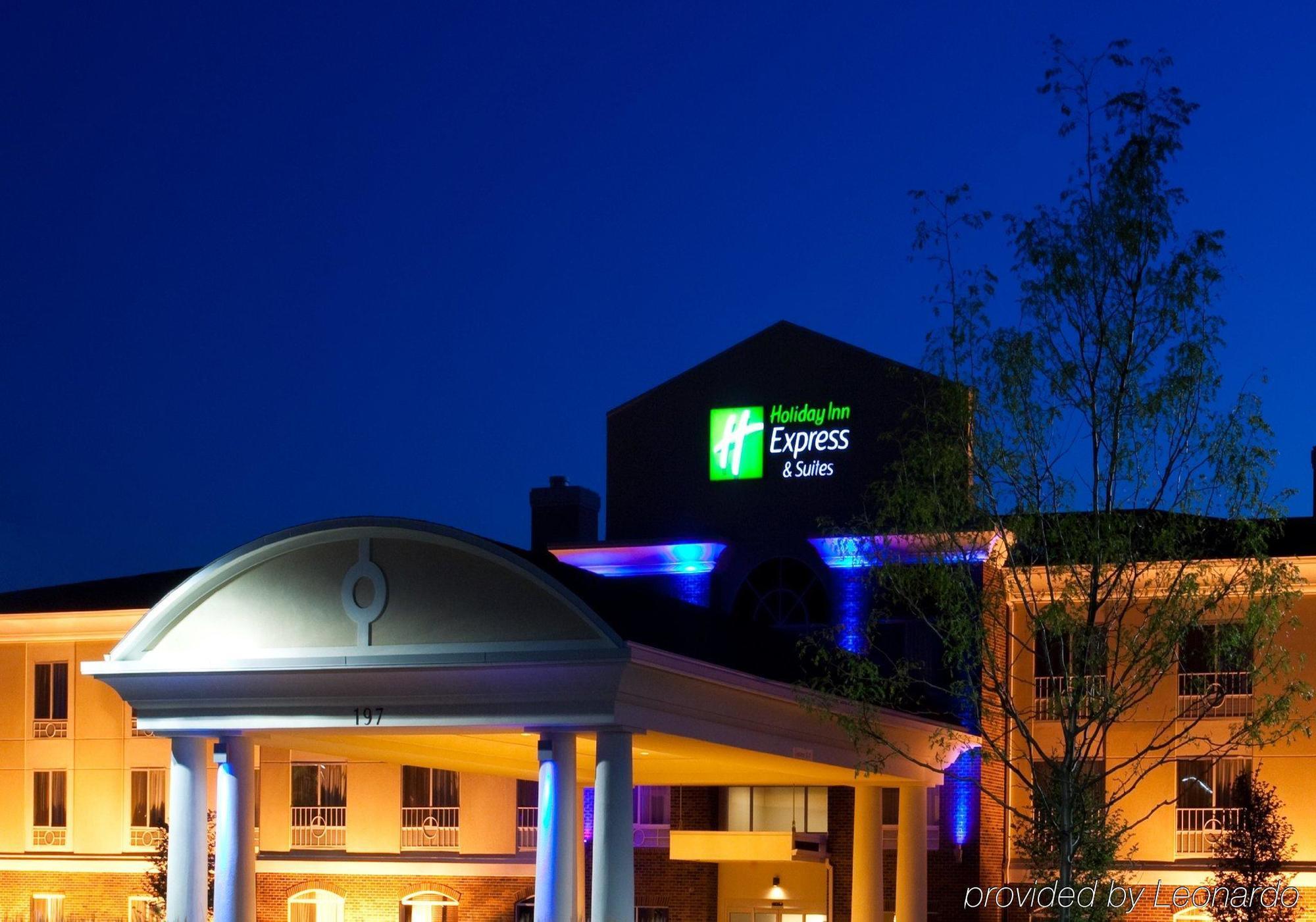 Holiday Inn Express Hotel&Suites Lake Zurich-Barrington, an IHG Hotel Exterior foto