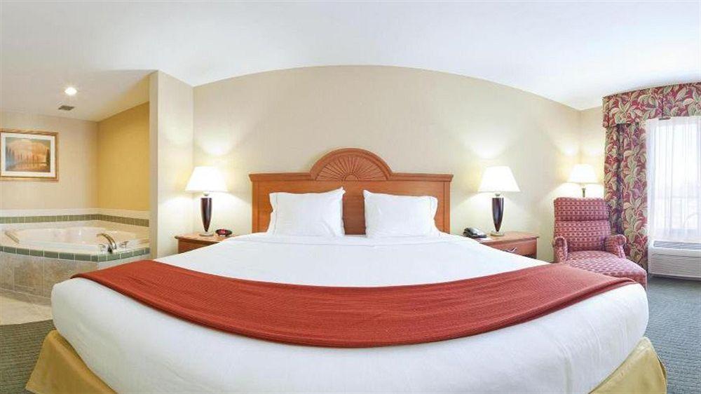 Holiday Inn Express Hotel&Suites Lake Zurich-Barrington, an IHG Hotel Exterior foto